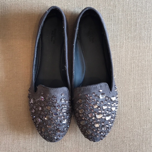 vera wang slip on shoes